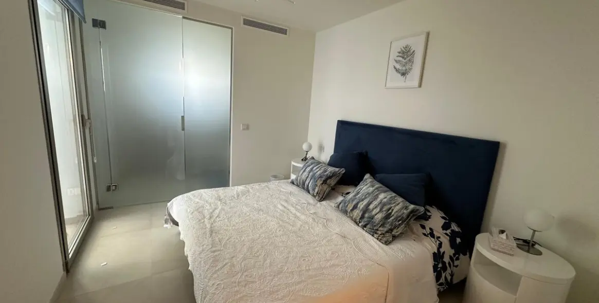 Long-term rent of middle floor apartment in Nueva Andalucía 13