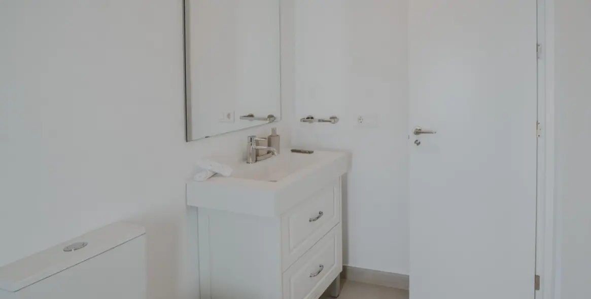 Alquiler a largo plazo de casa pareada en Estepona 23