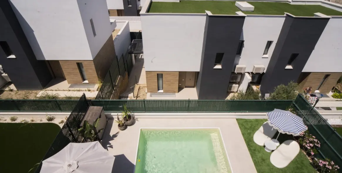 Alquiler a largo plazo de casa pareada en Estepona 45