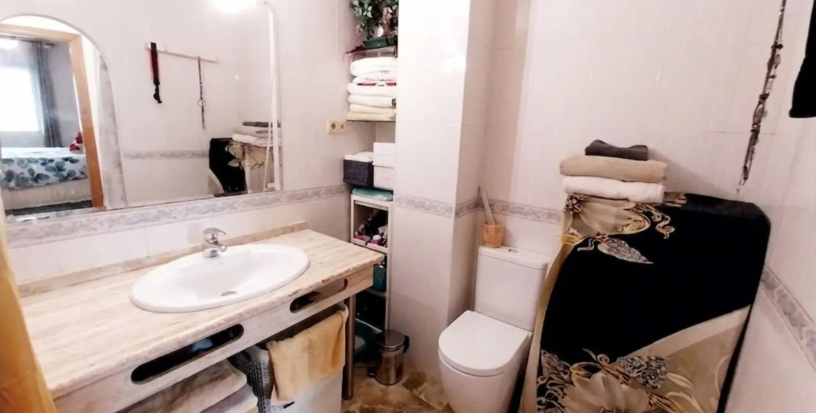 Venta de dúplex en Las Lagunas 10