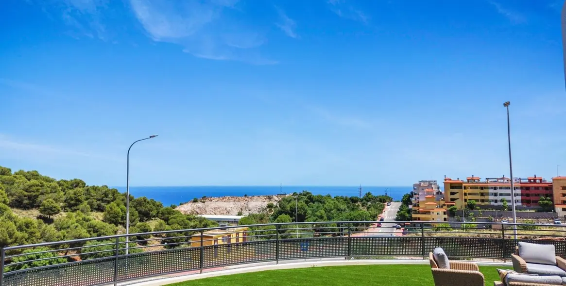 Sale of ground floor apartment in Benalmadena 9