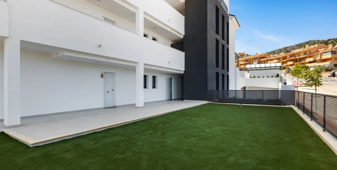 Sale of ground floor apartment in Benalmadena 19