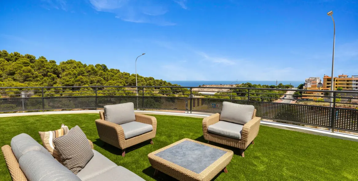 Sale of ground floor apartment in Benalmadena 25