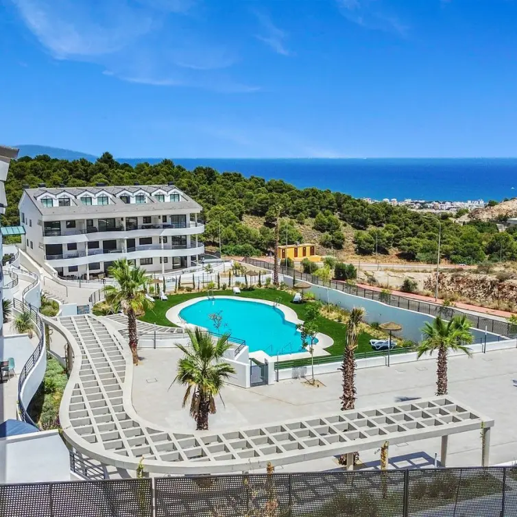 Sale of ground floor apartment in Benalmadena