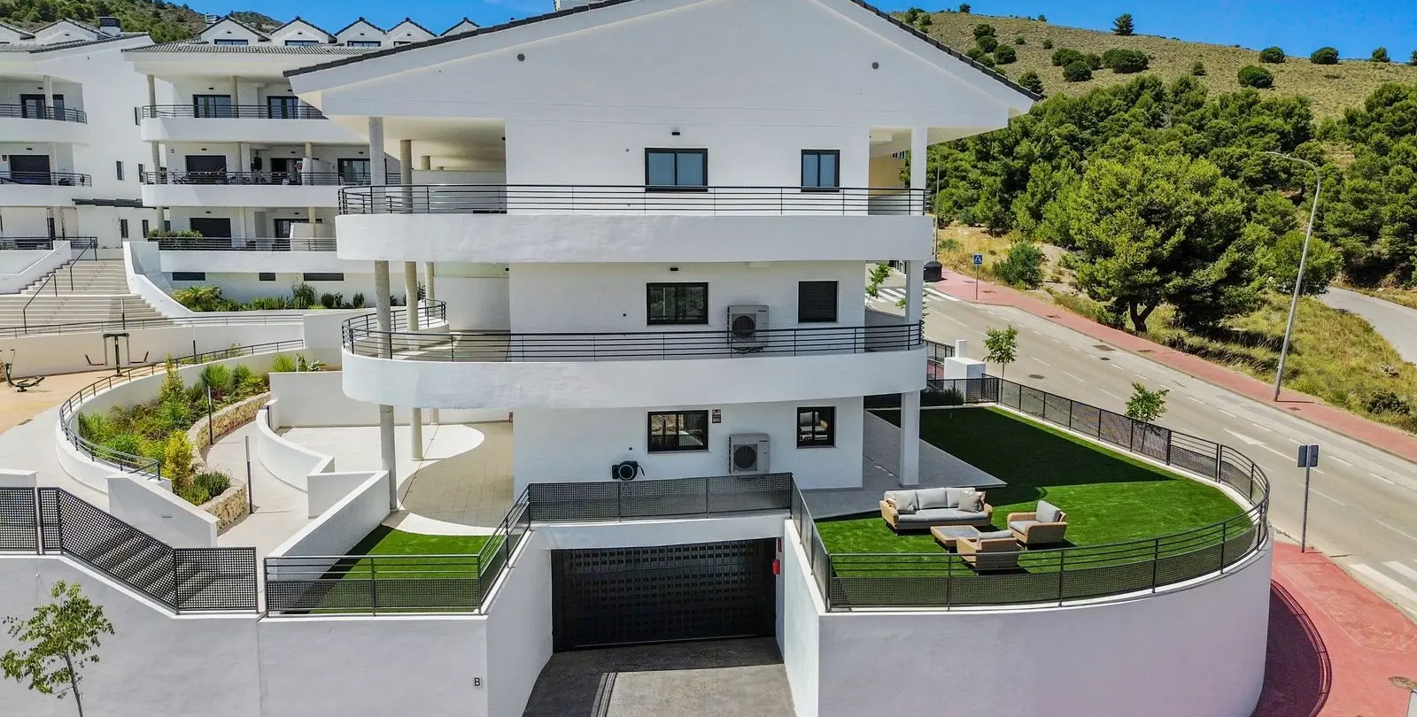 Sale of ground floor apartment in Benalmadena 11