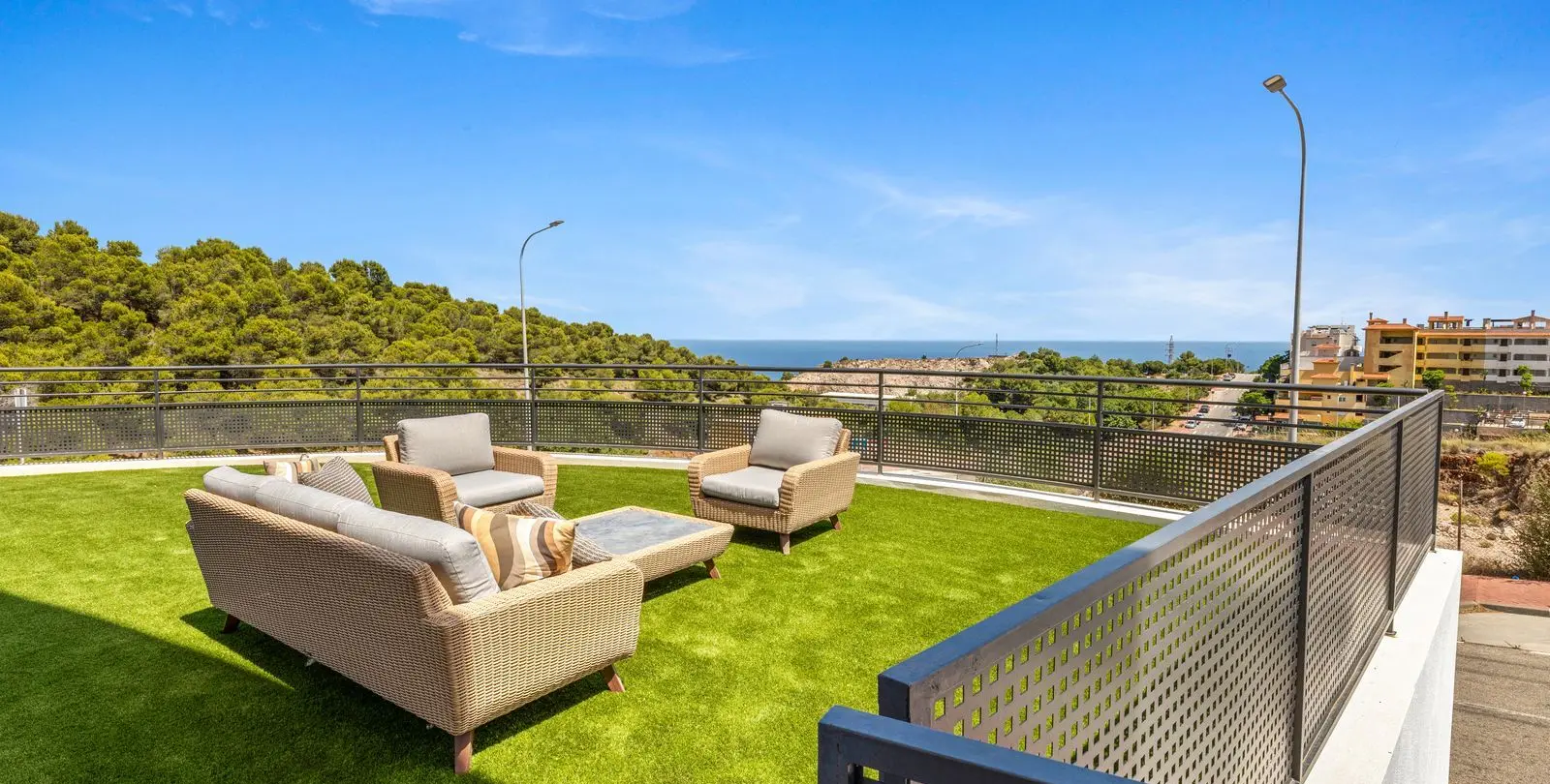 Sale of ground floor apartment in Benalmadena 16