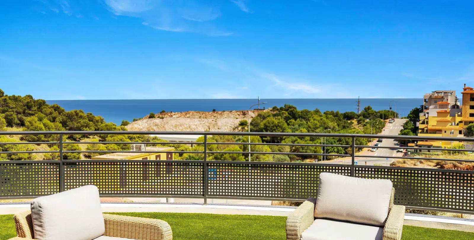 Sale of ground floor apartment in Benalmadena 26