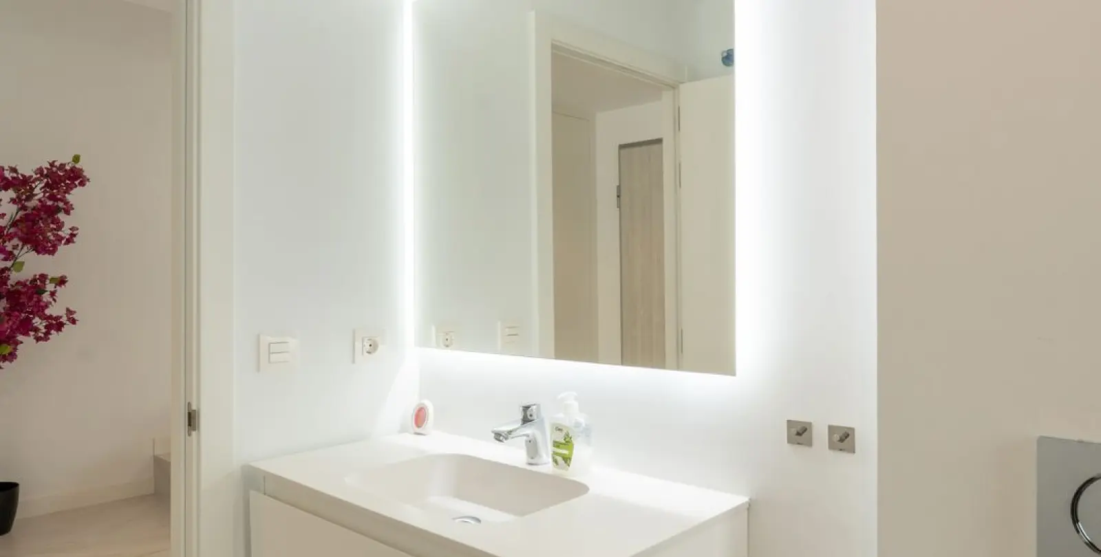 Sale of semi-detached house in Selwo 25
