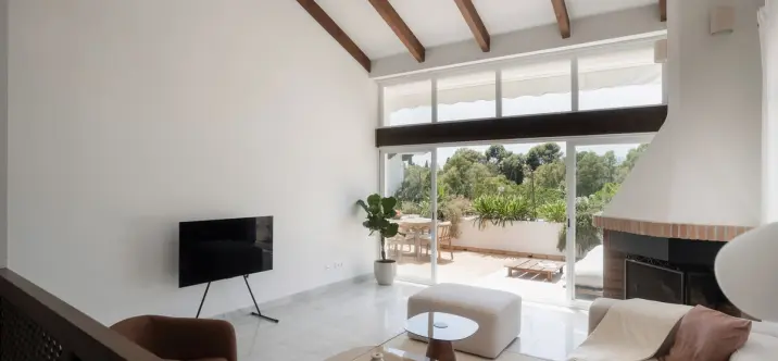 Long-term rent of townhouse in La Quinta 1