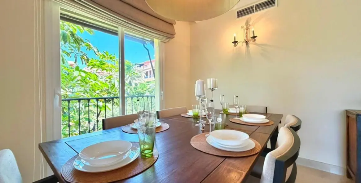 Short-term rent of middle floor apartment in Estepona 31
