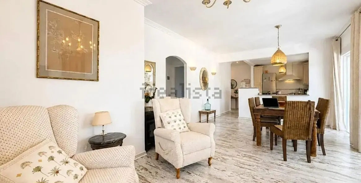 Продажа апартаментов на первом этаже в Estepona 9