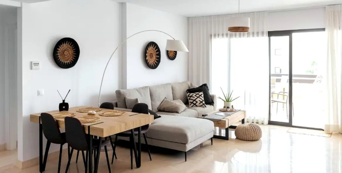 Sale of ground floor apartment in Manilva 1