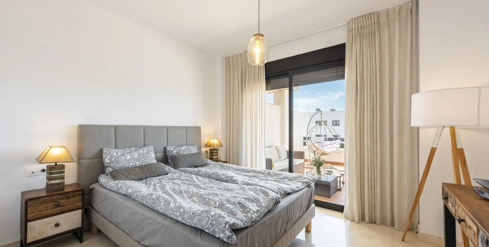 Sale of ground floor apartment in Manilva 6