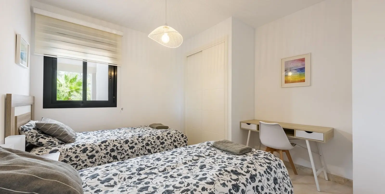Sale of ground floor apartment in Manilva 7