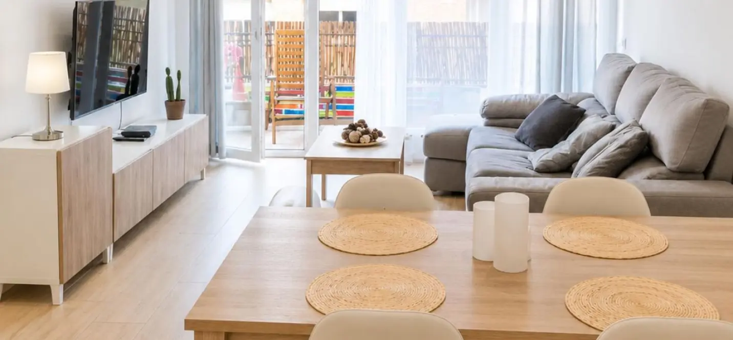 Venta de apartamento en planta media en Málaga Centro 0