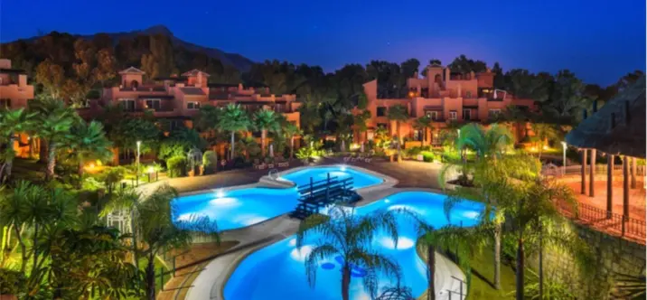 Venta de apartamento en planta baja en Nueva Andalucía 0