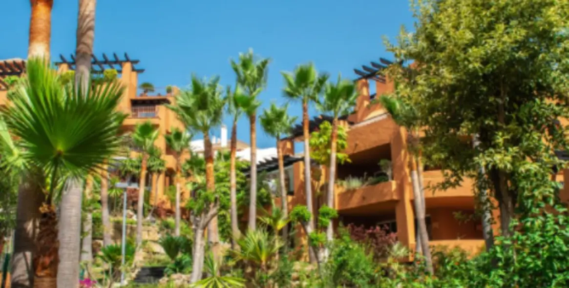 Venta de apartamento en planta baja en Nueva Andalucía 5