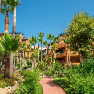 Venta de apartamento en planta baja en Nueva Andalucía