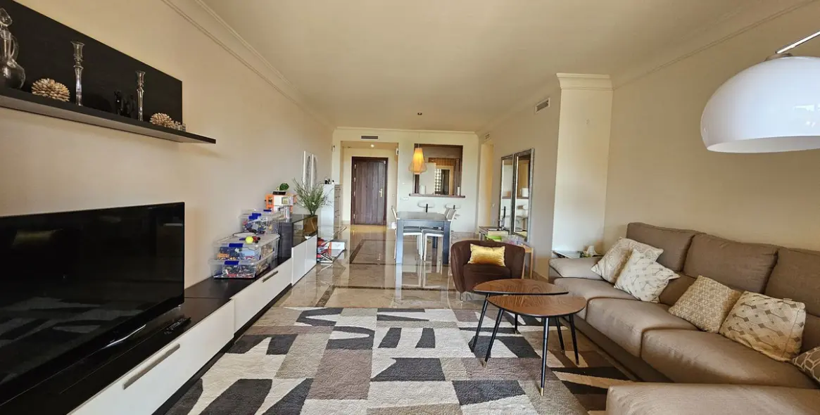 Venta de apartamento en planta baja en Nueva Andalucía 10