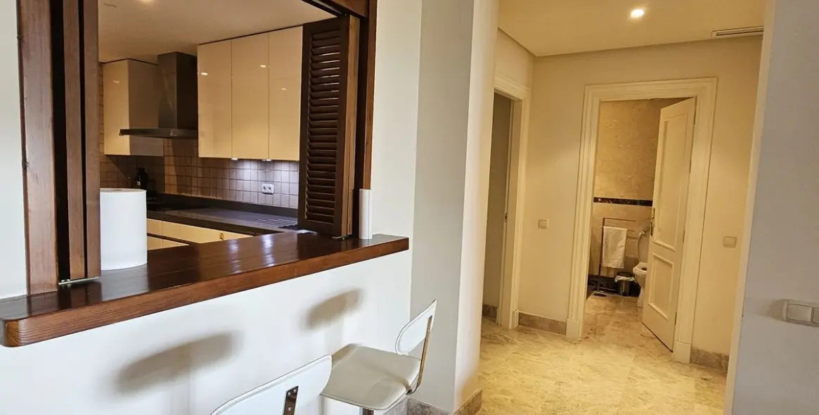 Venta de apartamento en planta baja en Nueva Andalucía 14