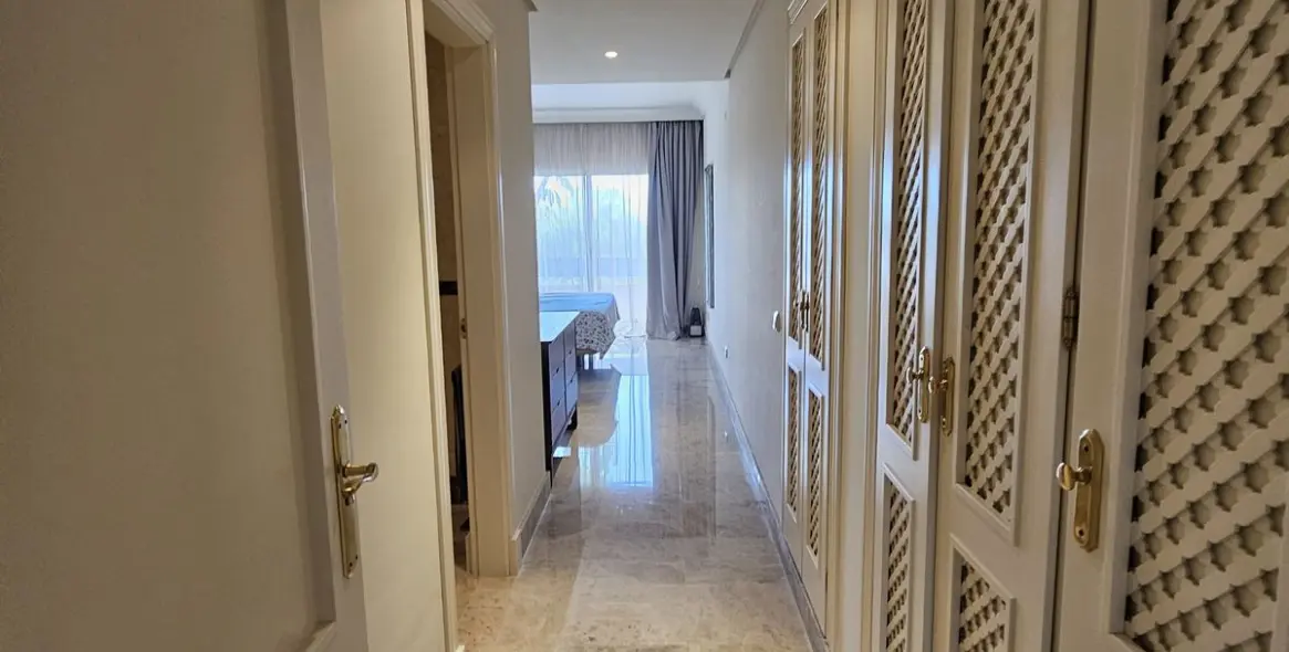 Venta de apartamento en planta baja en Nueva Andalucía 31