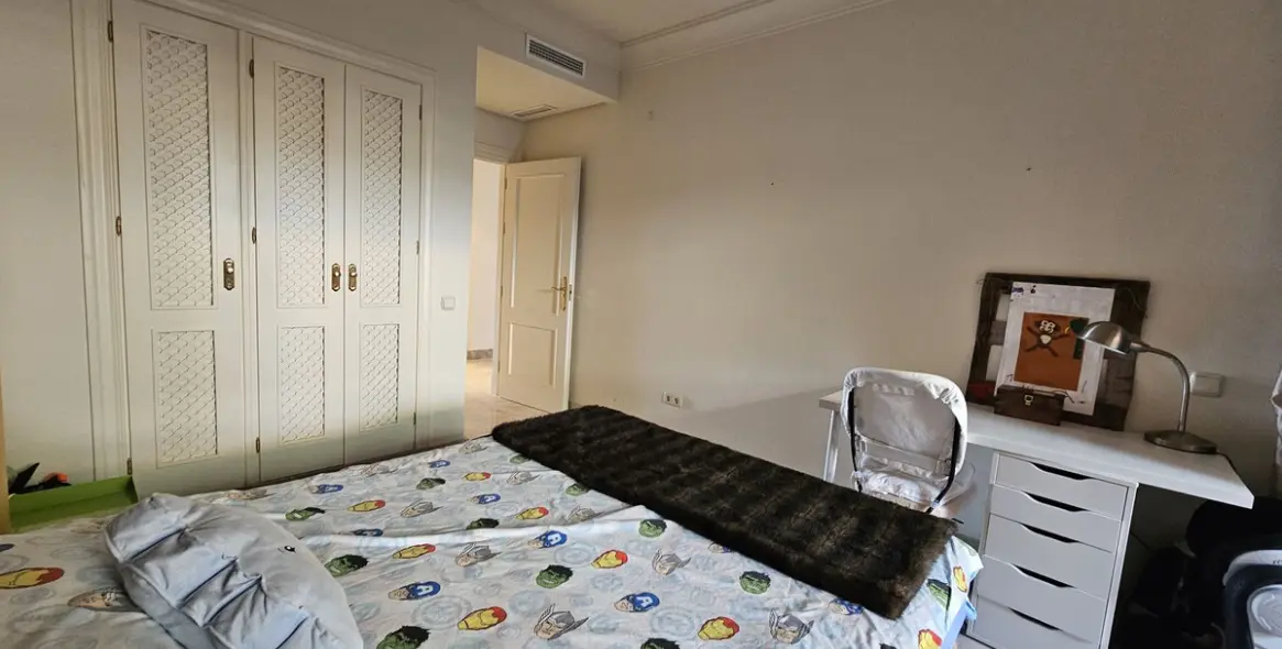 Venta de apartamento en planta baja en Nueva Andalucía 43
