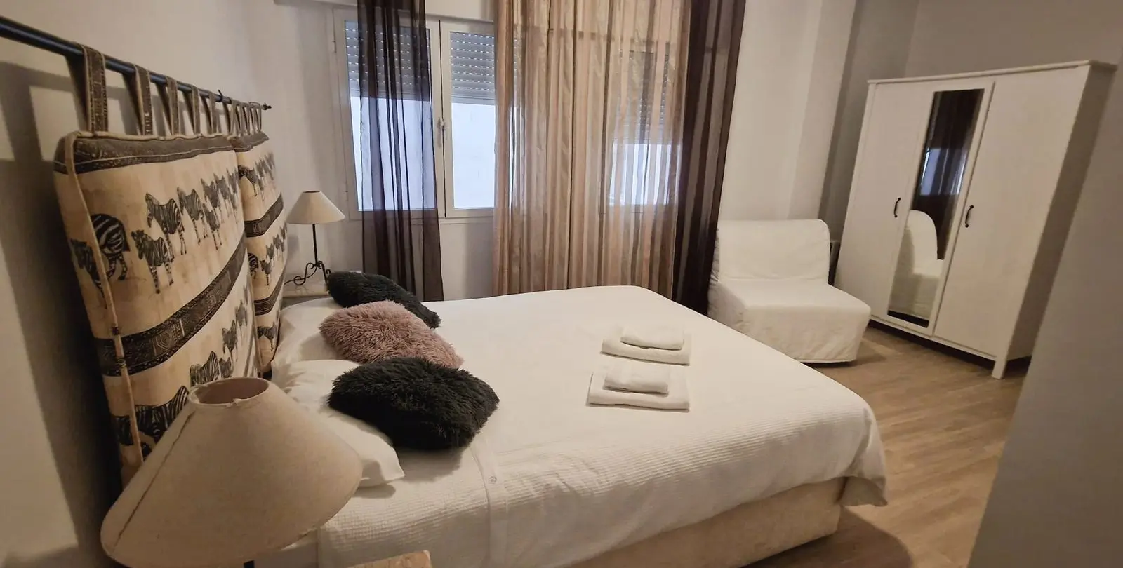 Sale of middle floor apartment in Estepona 10