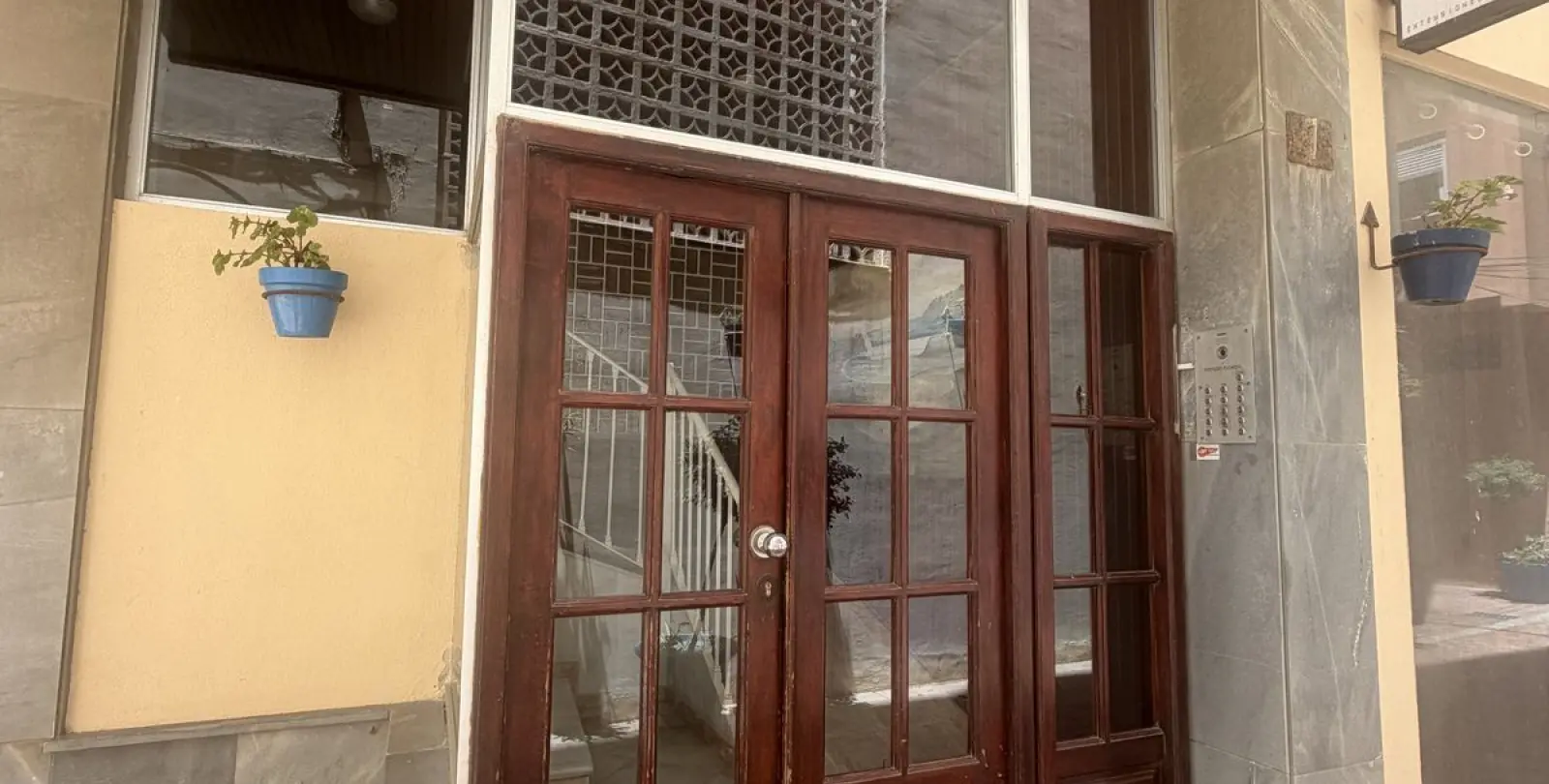 Sale of middle floor apartment in Estepona 24