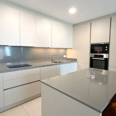 Sale of middle floor apartment in La Quinta