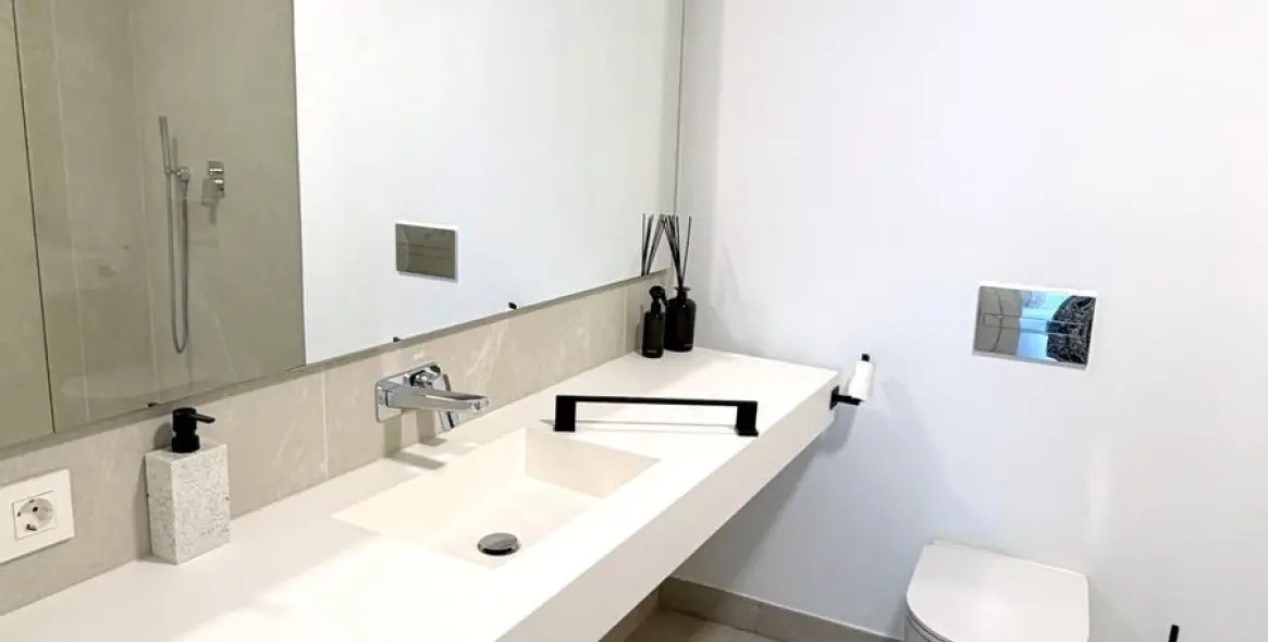 Sale of middle floor apartment in La Quinta 15