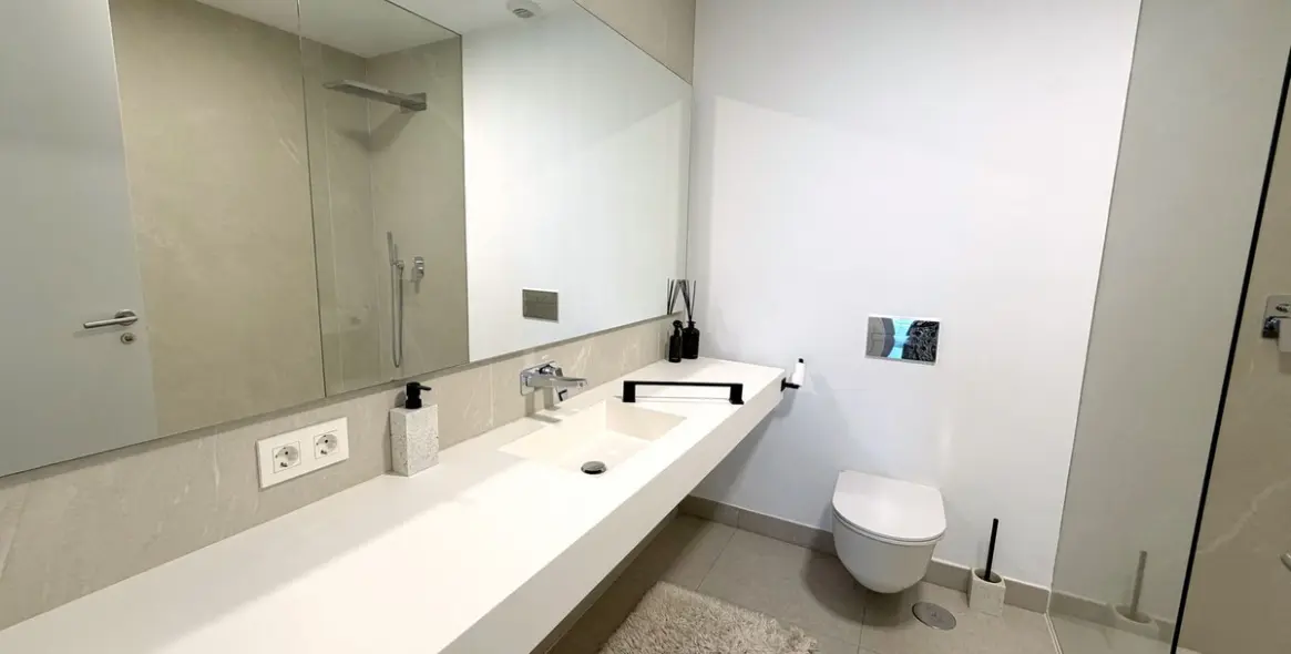Sale of middle floor apartment in La Quinta 17
