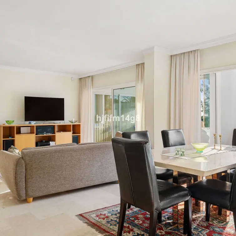 Sale of penthouse duplex in La Quinta