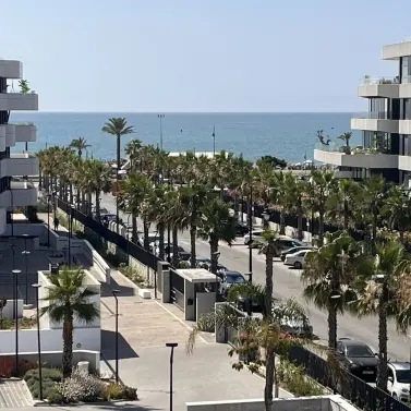 Venta de apartamento en planta media en Los Alamos