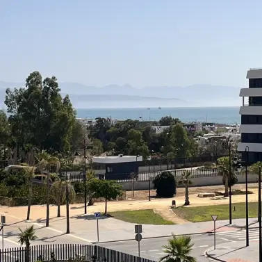 Venta de apartamento en planta media en Los Alamos
