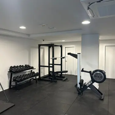 Venta de apartamento en planta media en Los Alamos