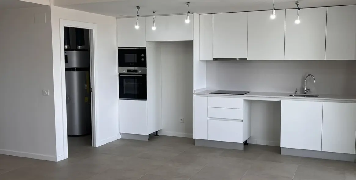 Venta de apartamento en planta media en Los Alamos 21
