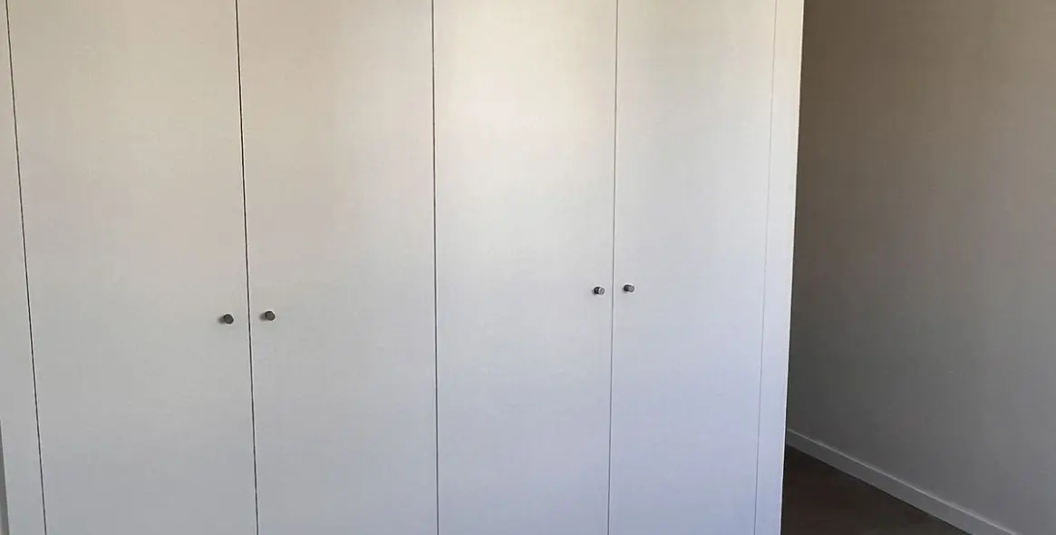 Venta de apartamento en planta media en Los Alamos 28