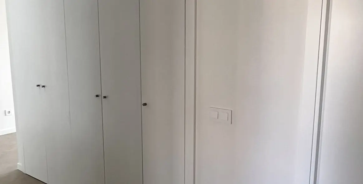 Venta de apartamento en planta media en Los Alamos 33