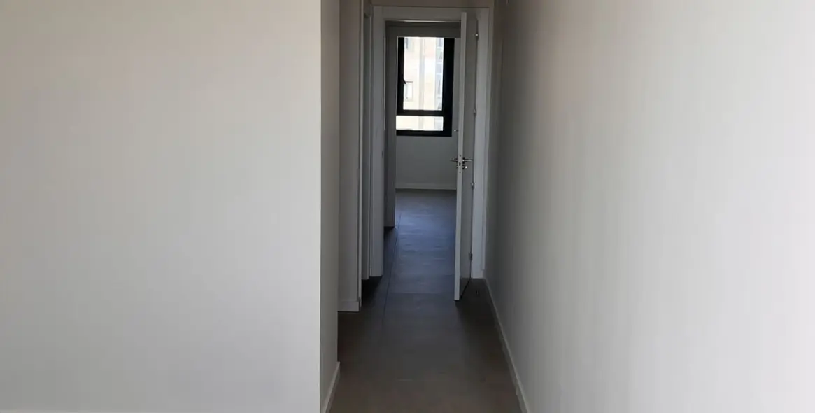 Venta de apartamento en planta media en Los Alamos 37