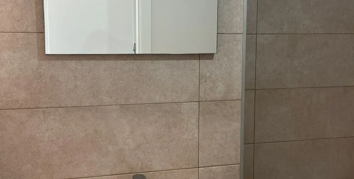 Venta de apartamento en planta media en Los Alamos 44