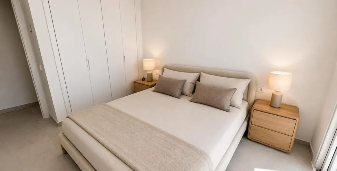 Venta de apartamento en planta media en La Cala de Mijas 10