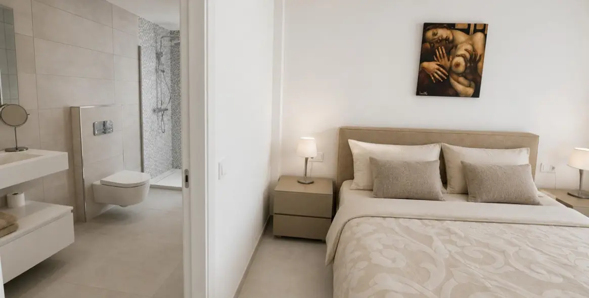 Venta de apartamento en planta media en La Cala de Mijas 15