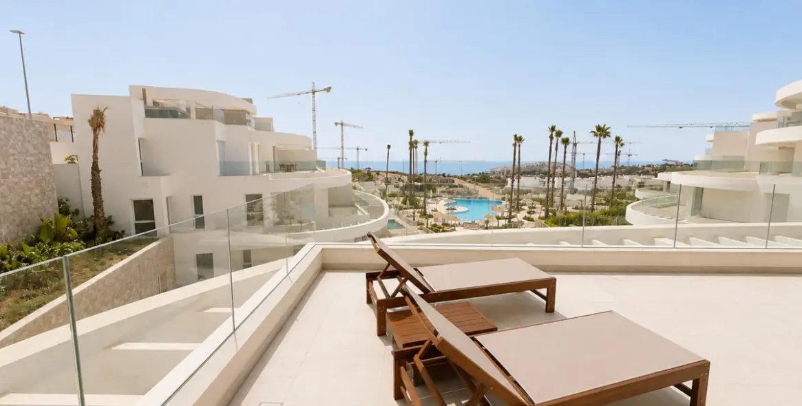 Venta de apartamento en planta media en La Cala de Mijas 24