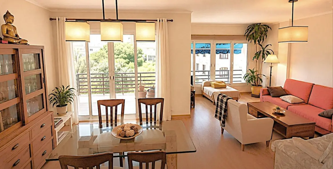 Venta de apartamento en planta media en Malagueta 5