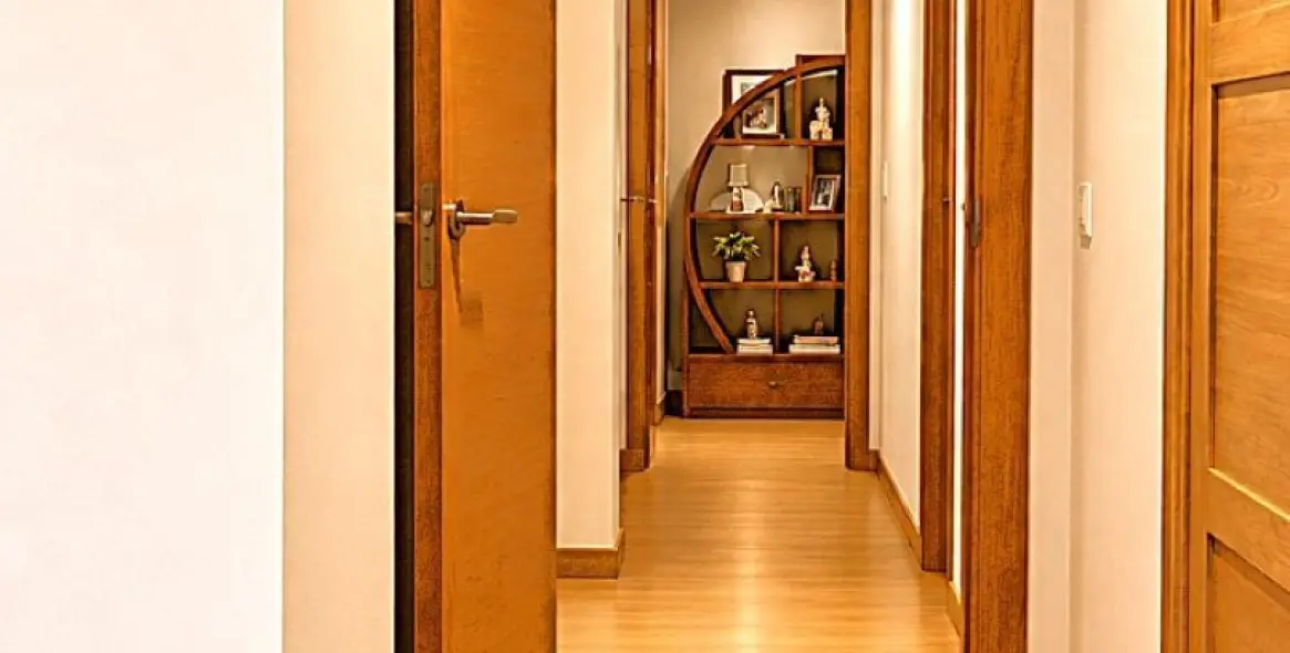 Venta de apartamento en planta media en Malagueta 14