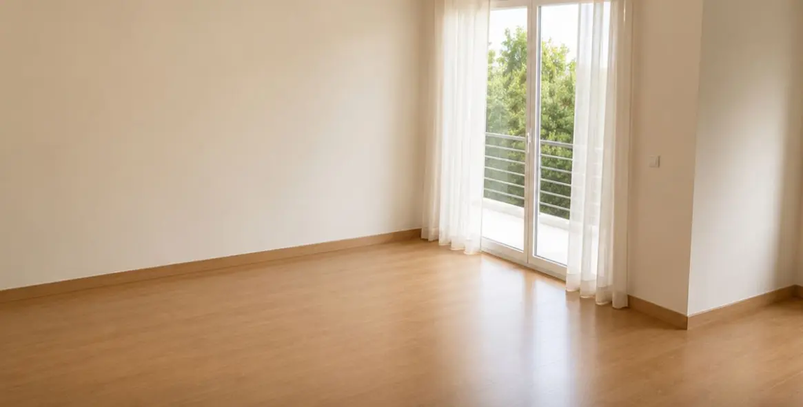 Venta de apartamento en planta media en Malagueta 17