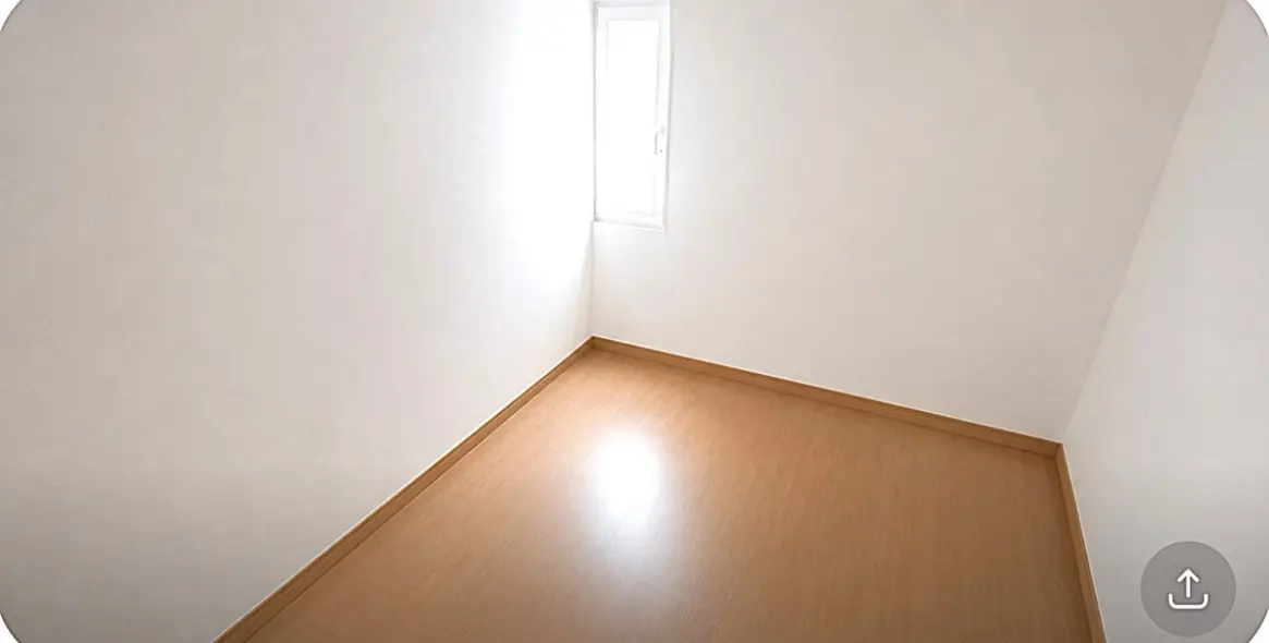 Venta de apartamento en planta media en Malagueta 27