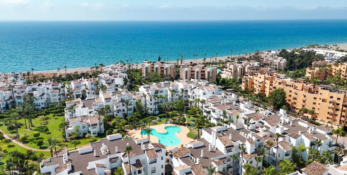 Venta de apartamento en planta baja en Costalita 3