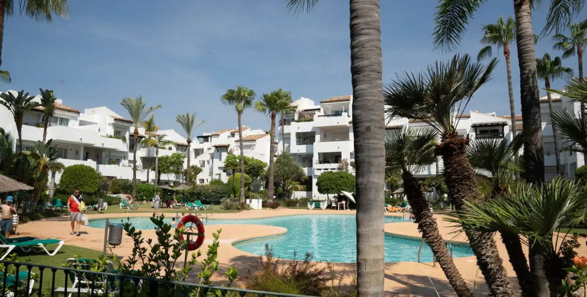 Venta de apartamento en planta baja en Costalita 61