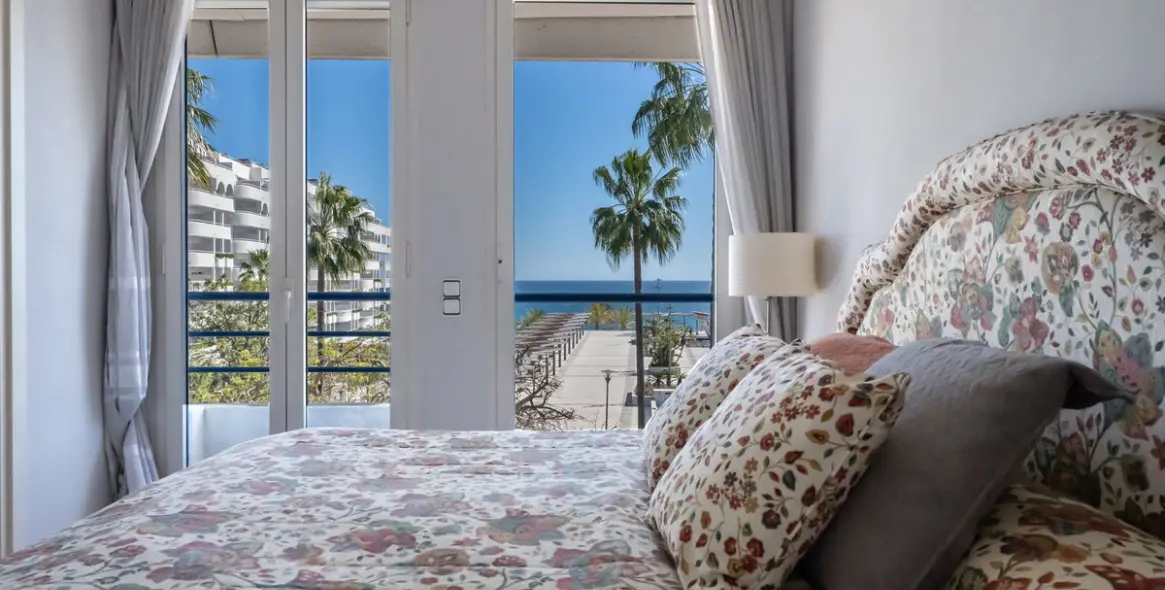 Venta de apartamento en planta media en Marbella 15